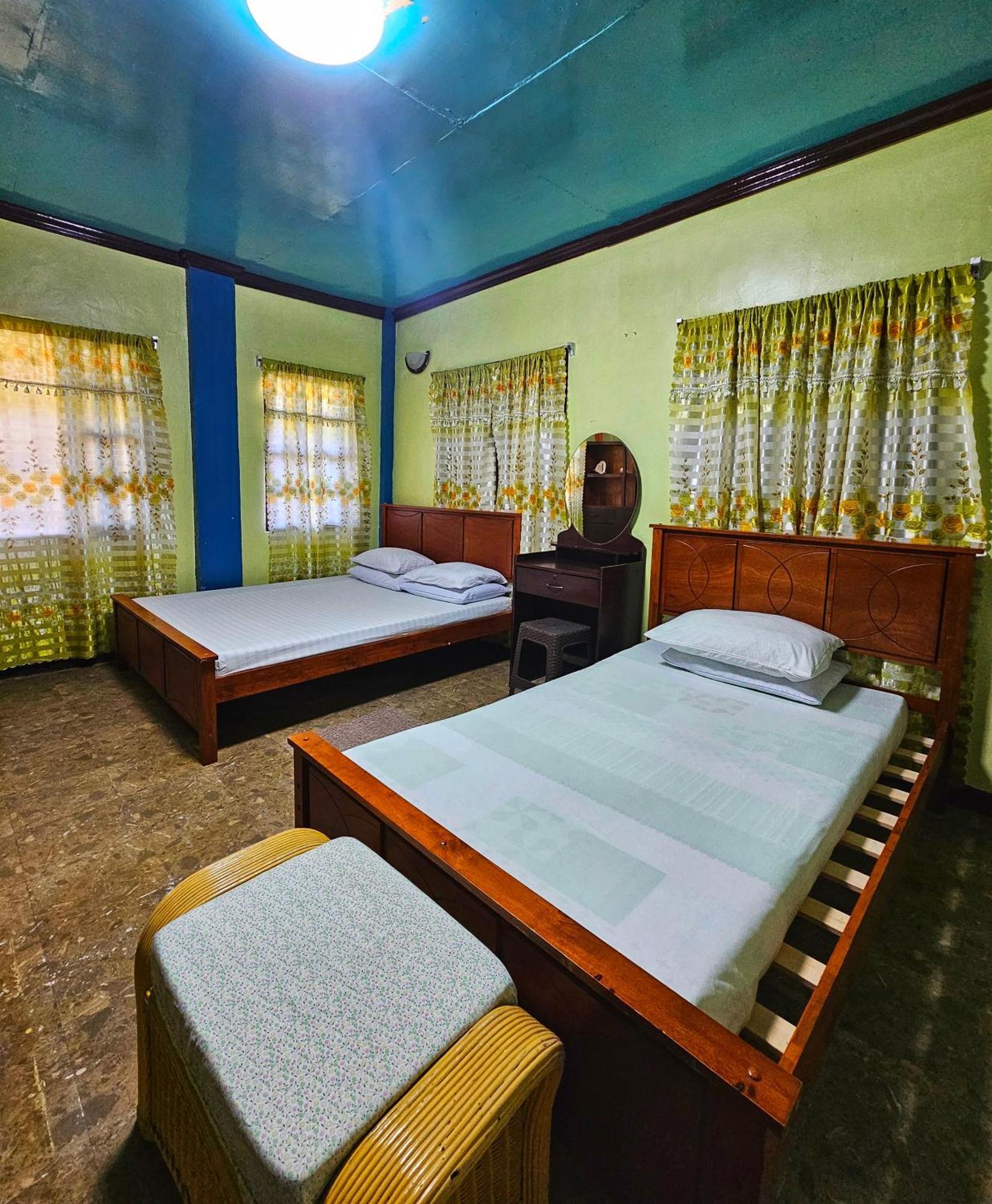 Bohol Sea Breeze Cottages And Resort Tawala  Buitenkant foto