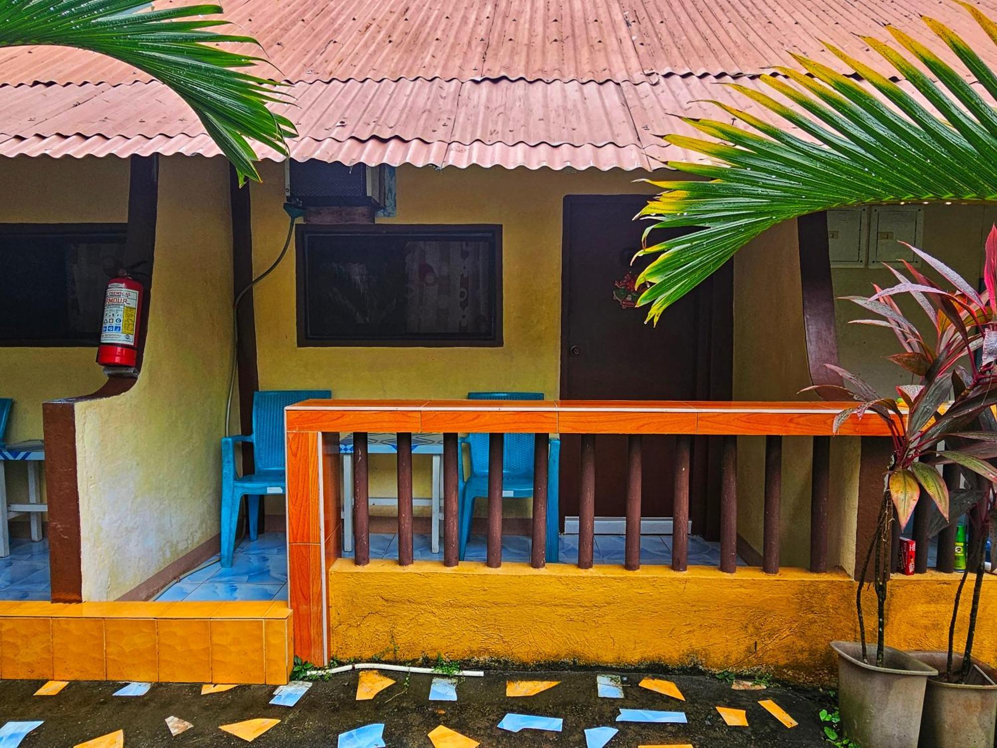 Bohol Sea Breeze Cottages And Resort Tawala  Buitenkant foto