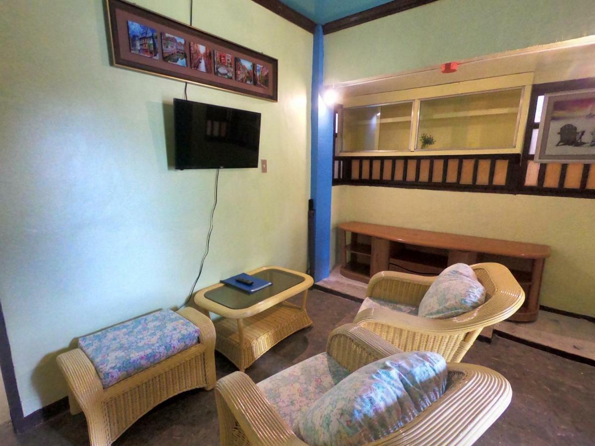Bohol Sea Breeze Cottages And Resort Tawala  Buitenkant foto